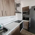 Apartamento Bravo - Parking Gratis & Piscina